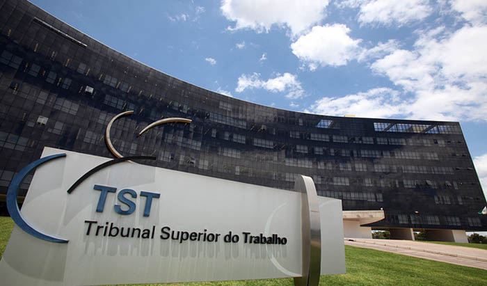Tribunal Superior do Trabalho, "EMPREGADO RECEBERÁ HORA EXTRA POR INTERVALO DE ALMOÇO CONCEDIDO NO INÍCIO DA JORNADA".