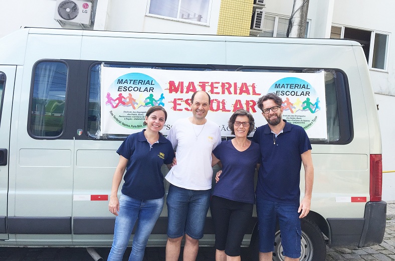 26 CAMPANHA DE MATERIAL ESCOLAR 2018 - BOMBINHAS